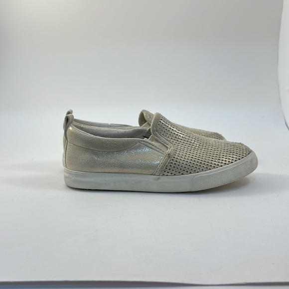 Cat and Jack Size 11 Girls Metallic Gold Slip Ons - Picture 10 of 11